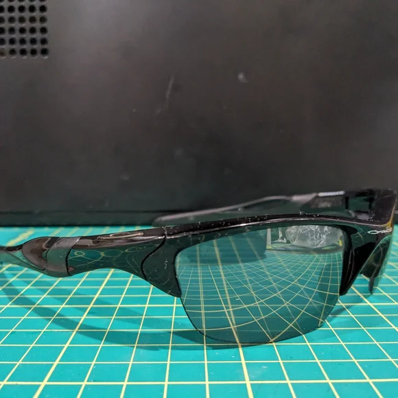 Oakley Black Sunglasses - Picture 3 of 8